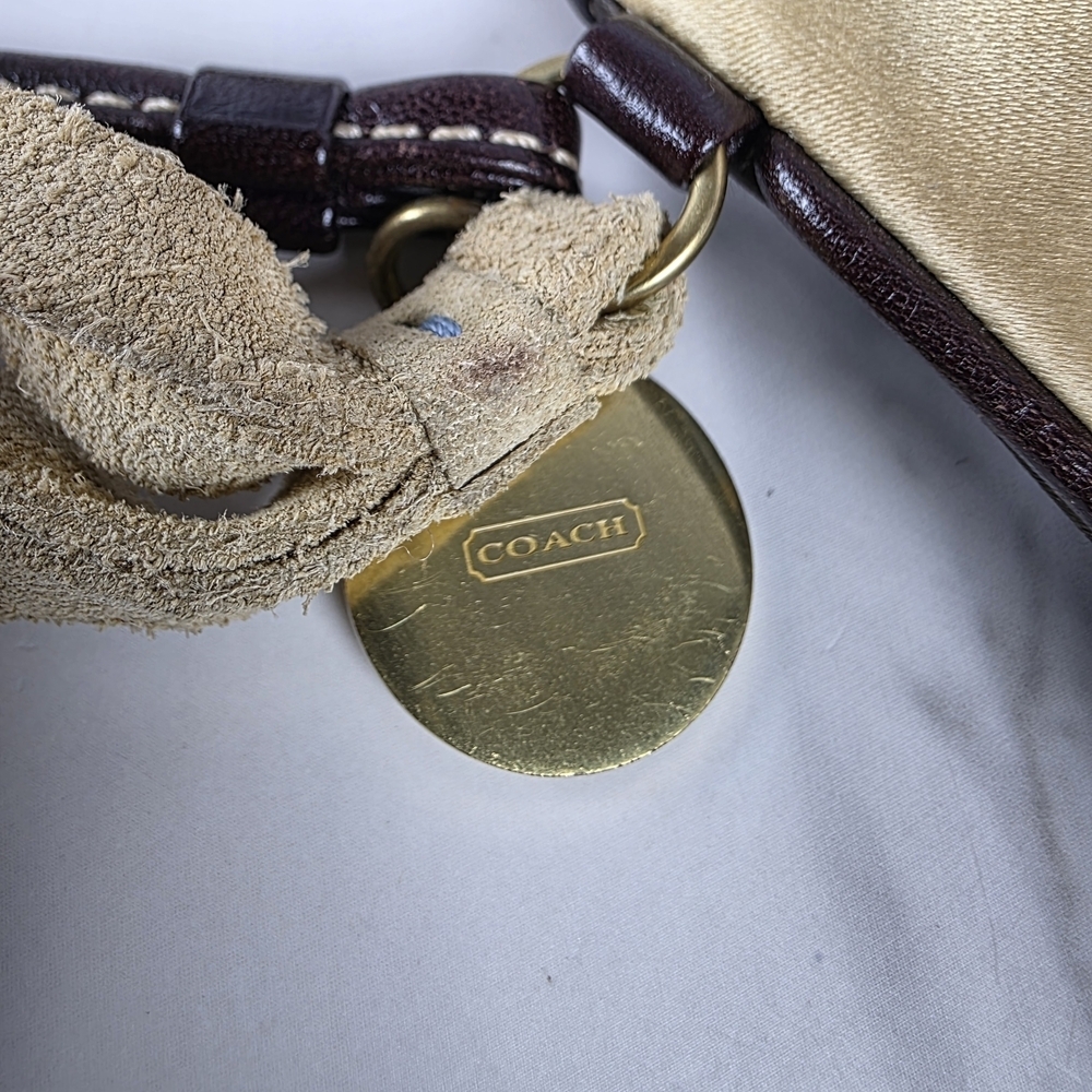 Coach Tan, Brown, and Blue Wristlet‎ - Picture 7 of 11